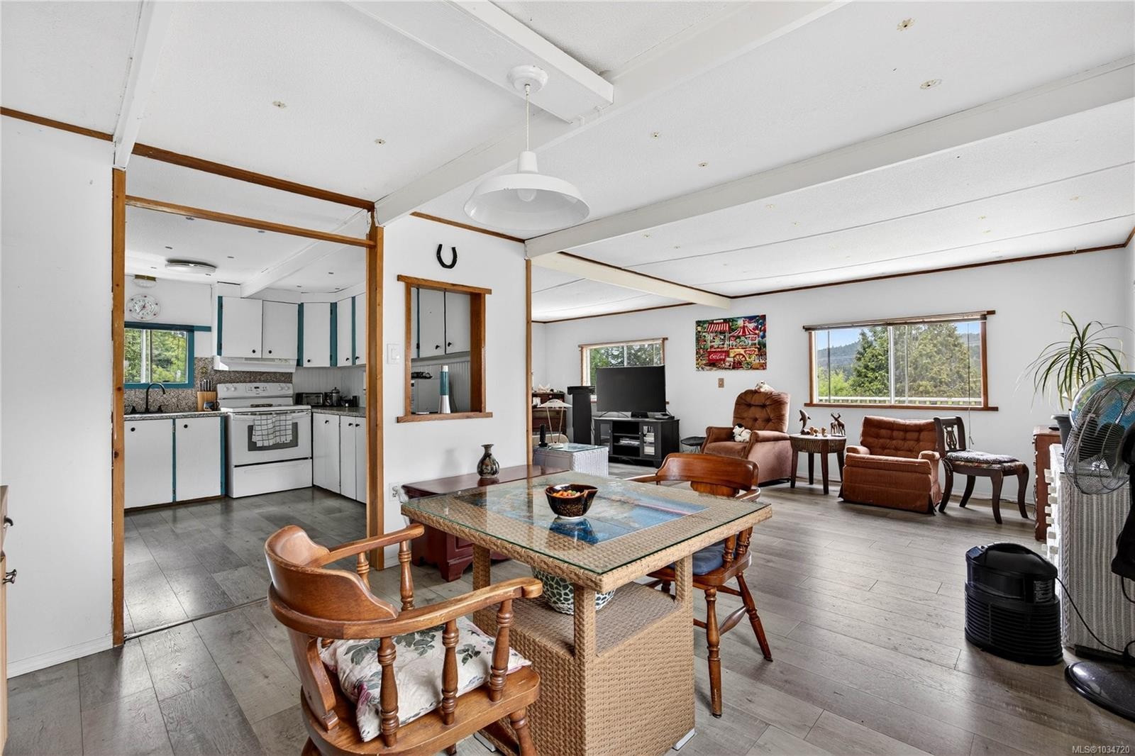 104 Mobrae Ave, Salt Spring, BC