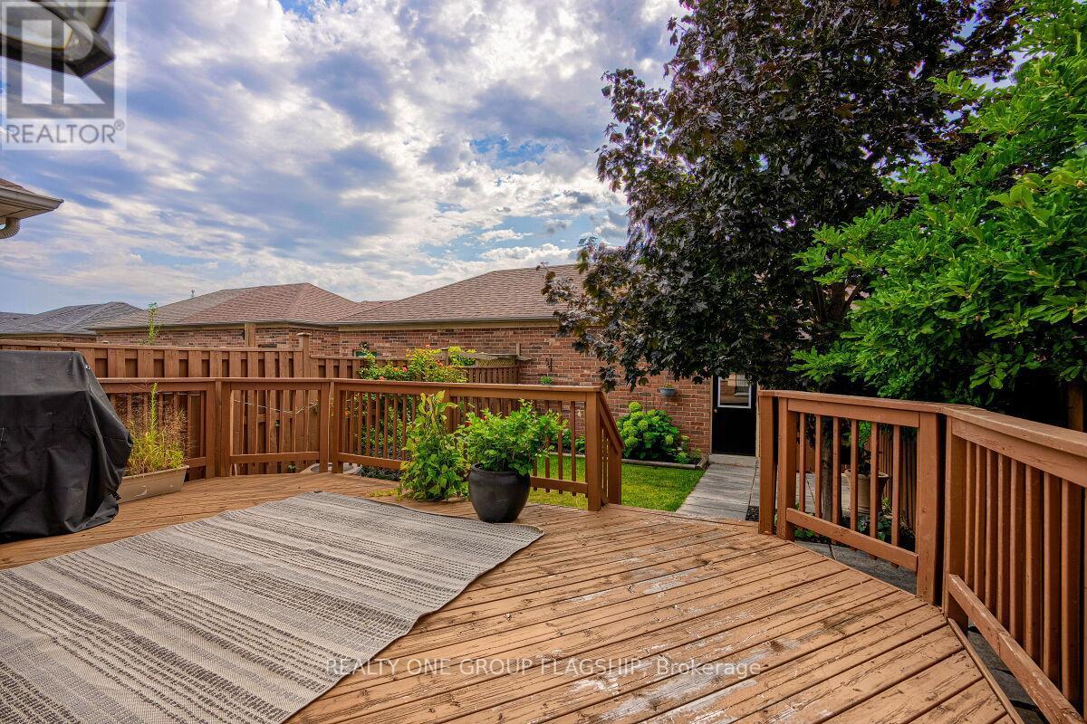 5846 Tenth Line W, Mississauga, ON - Outdoor With Deck Patio Veranda