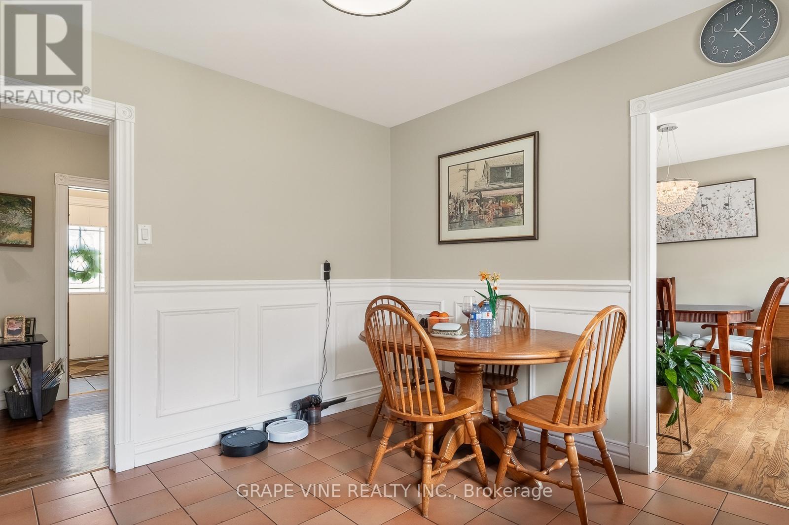 46 Macfarlane Road, Ottawa, ON - Indoor Photo Showing Dining Room