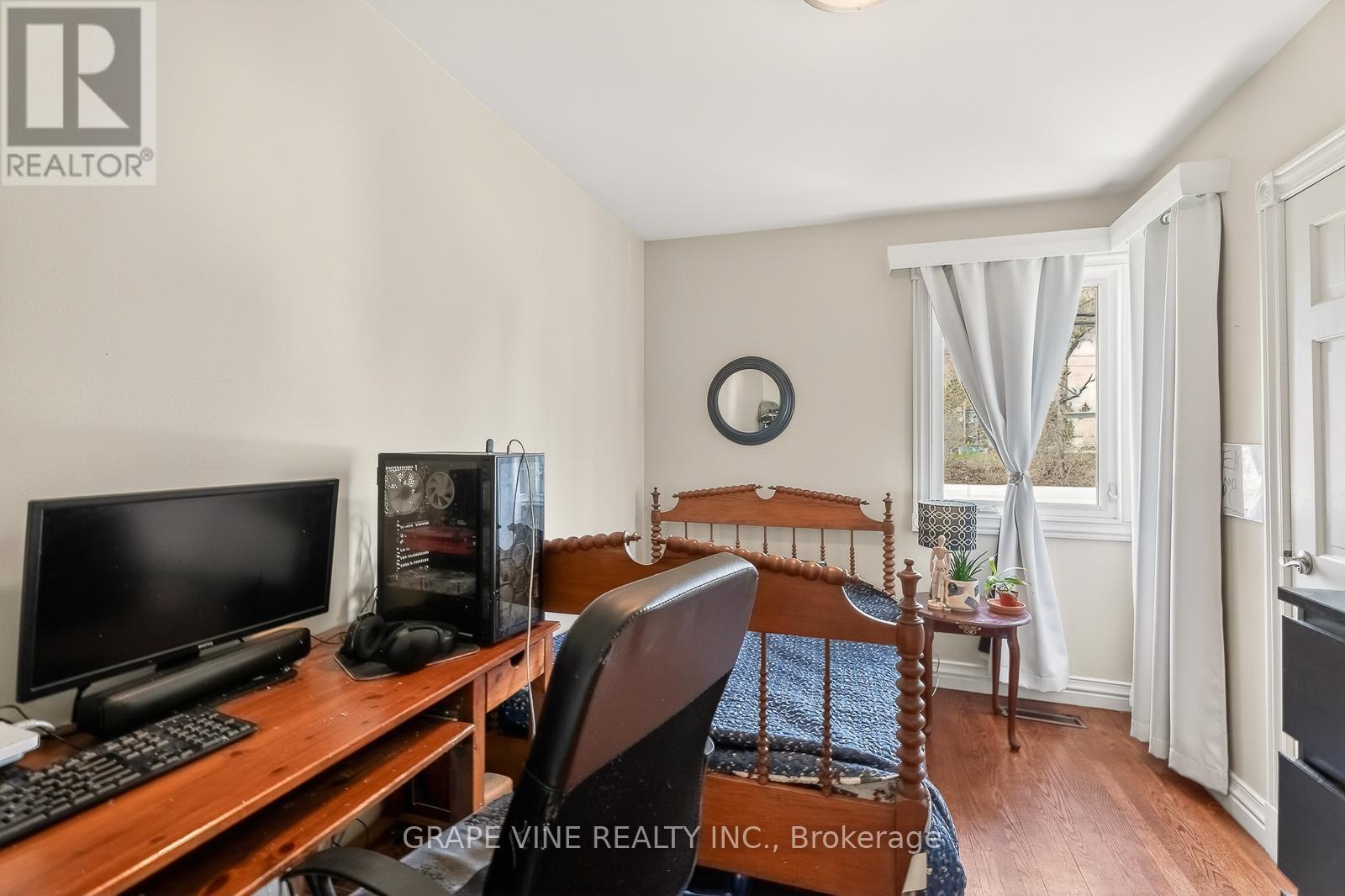 46 Macfarlane Road, Ottawa, ON - Indoor Photo Showing Office