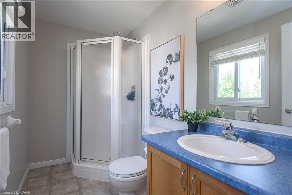 973 Atlantic Boulevard, Waterloo, ON - Indoor Photo Showing Bathroom
