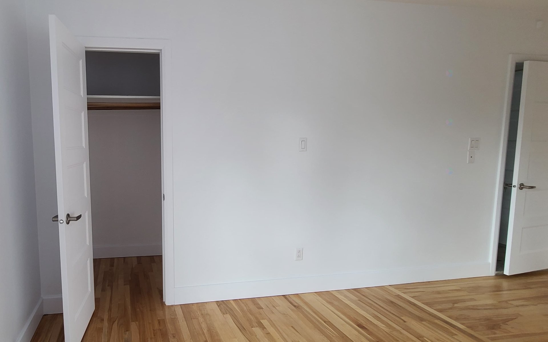 Chambre à coucher - 11829 Rue Joseph-Casavant, Montréal (Ahuntsic-Cartierville), QC - Indoor Photo Showing Other Room