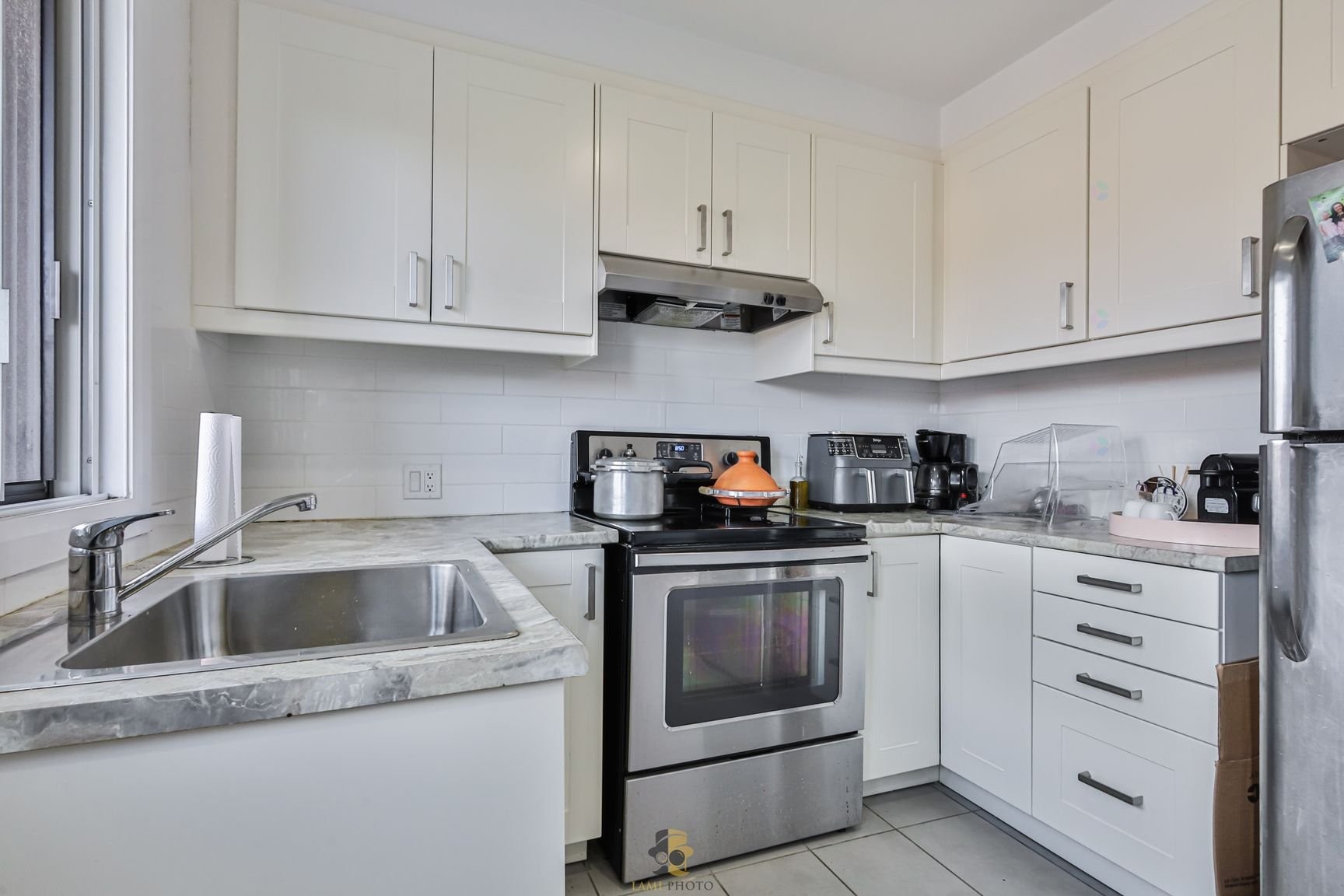 Kitchen - 11829A Rue Joseph-Casavant, Montréal (Ahuntsic-Cartierville), QC - Indoor Photo Showing Kitchen