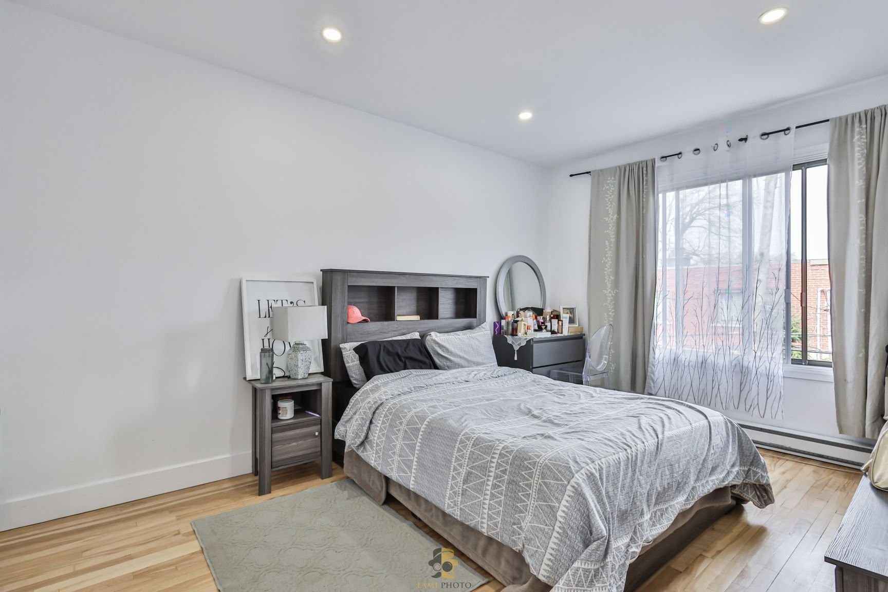 Bedroom - 11829A Rue Joseph-Casavant, Montréal (Ahuntsic-Cartierville), QC - Indoor Photo Showing Bedroom