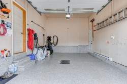 Garage -