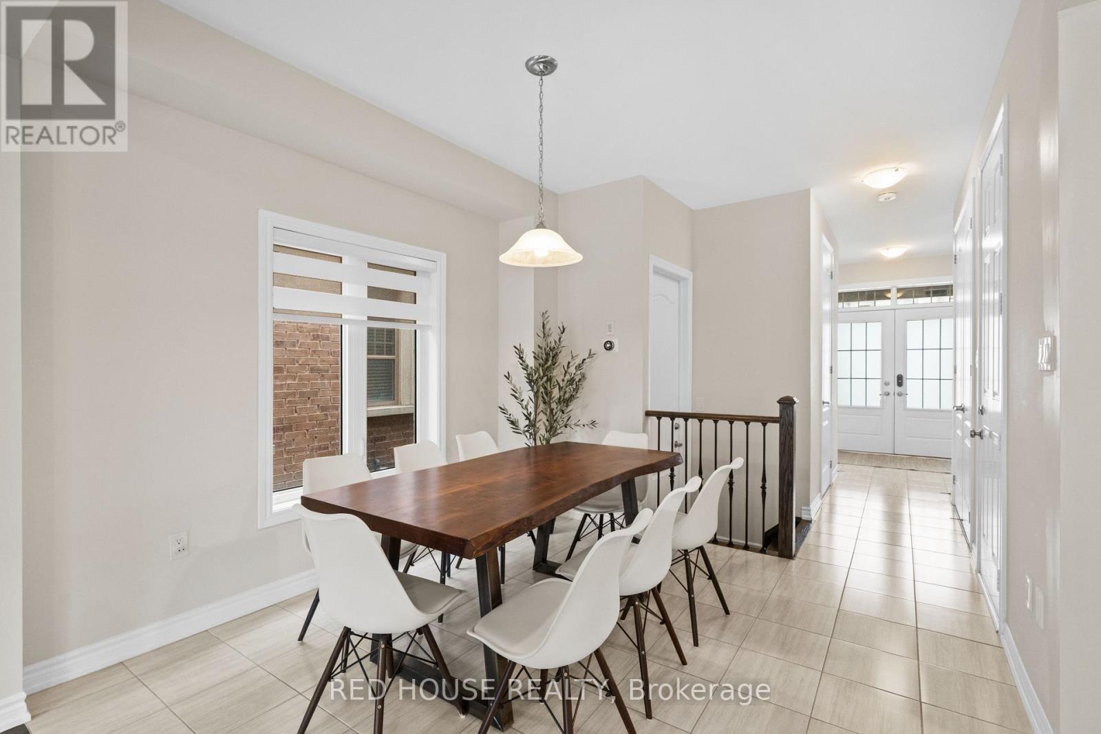 46 Dolobram Trail, Brampton, ON - Indoor Photo Showing Dining Room