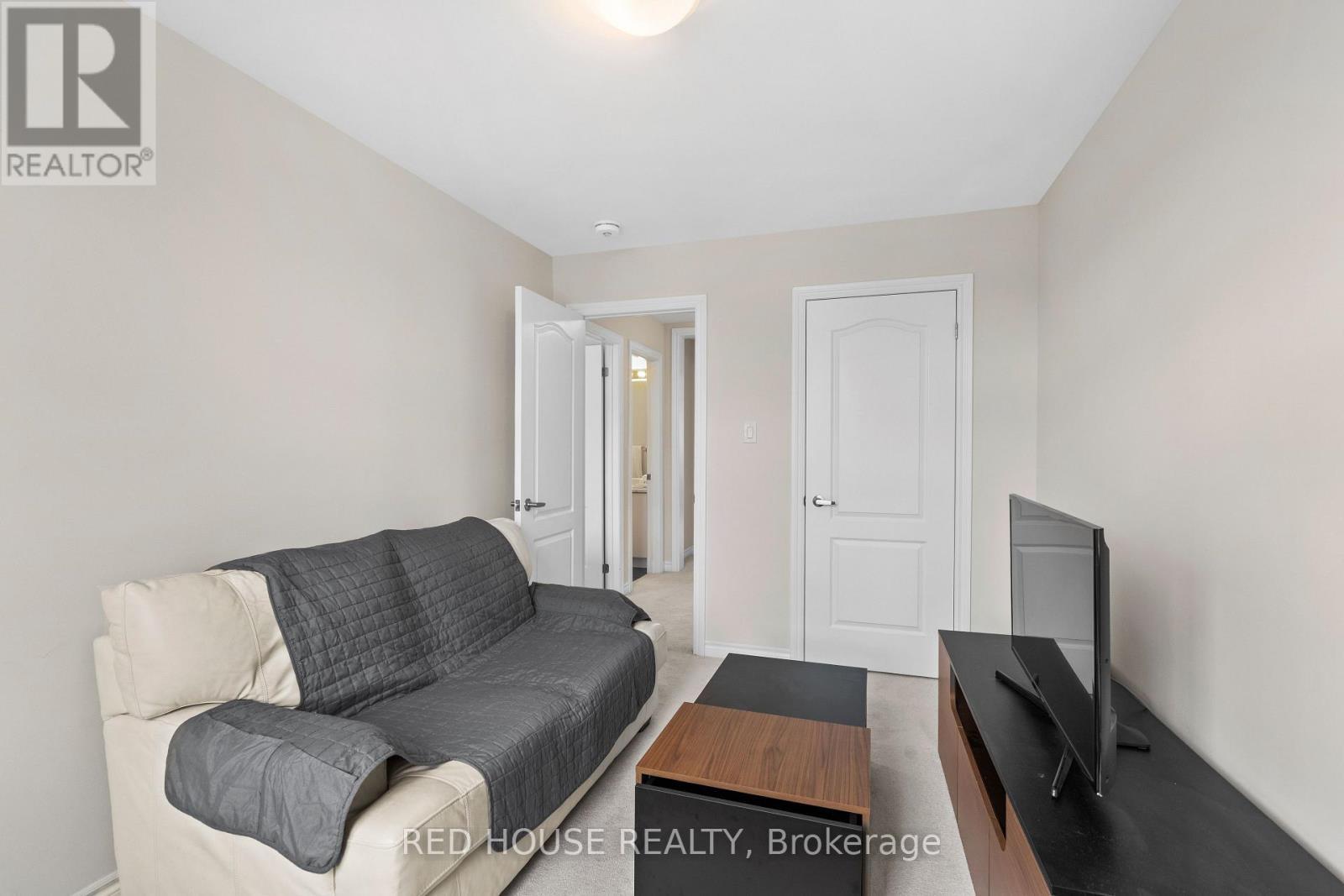 46 Dolobram Trail, Brampton, ON - Indoor