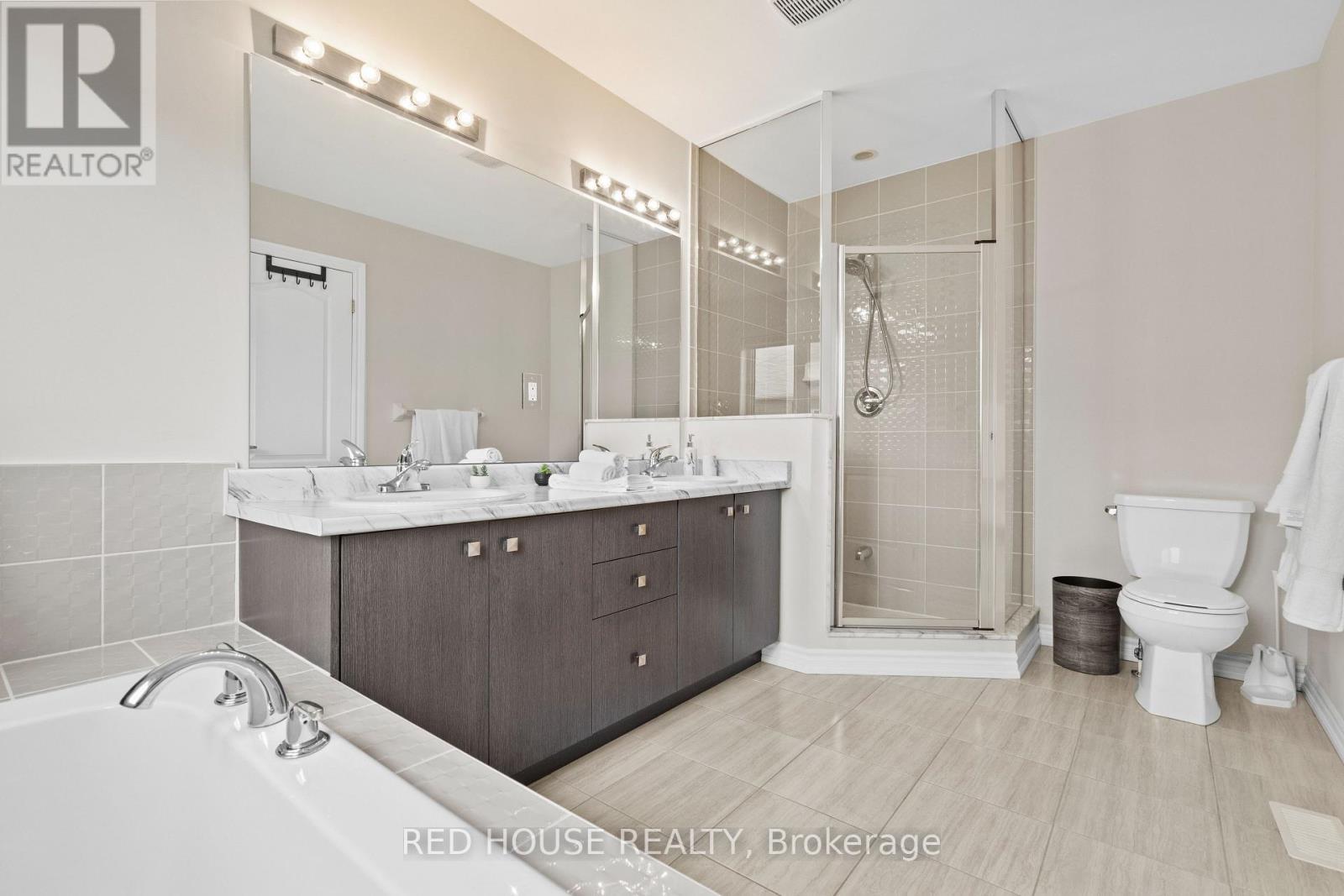 46 Dolobram Trail, Brampton, ON - Indoor Photo Showing Bathroom