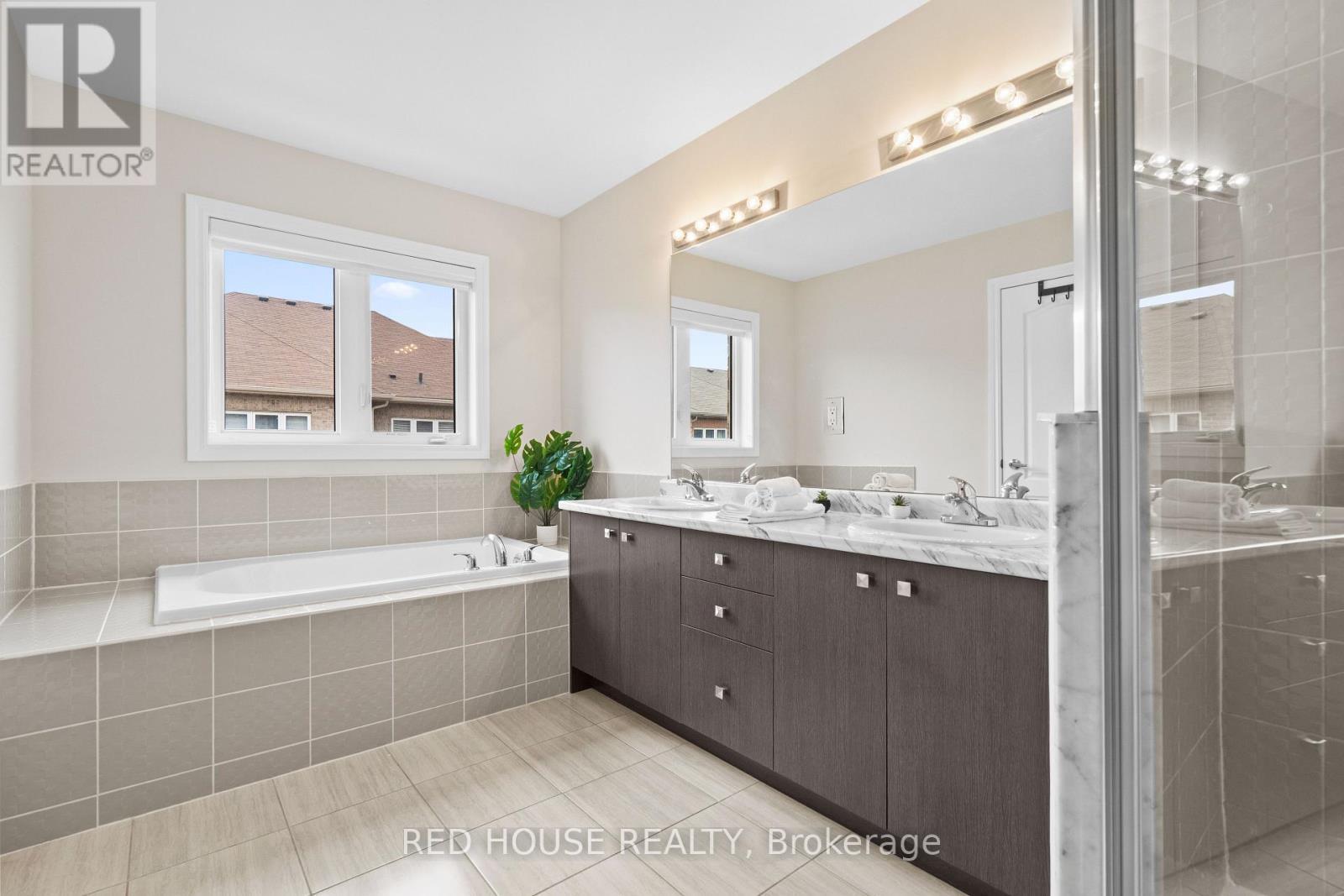 46 Dolobram Trail, Brampton, ON - Indoor Photo Showing Bathroom