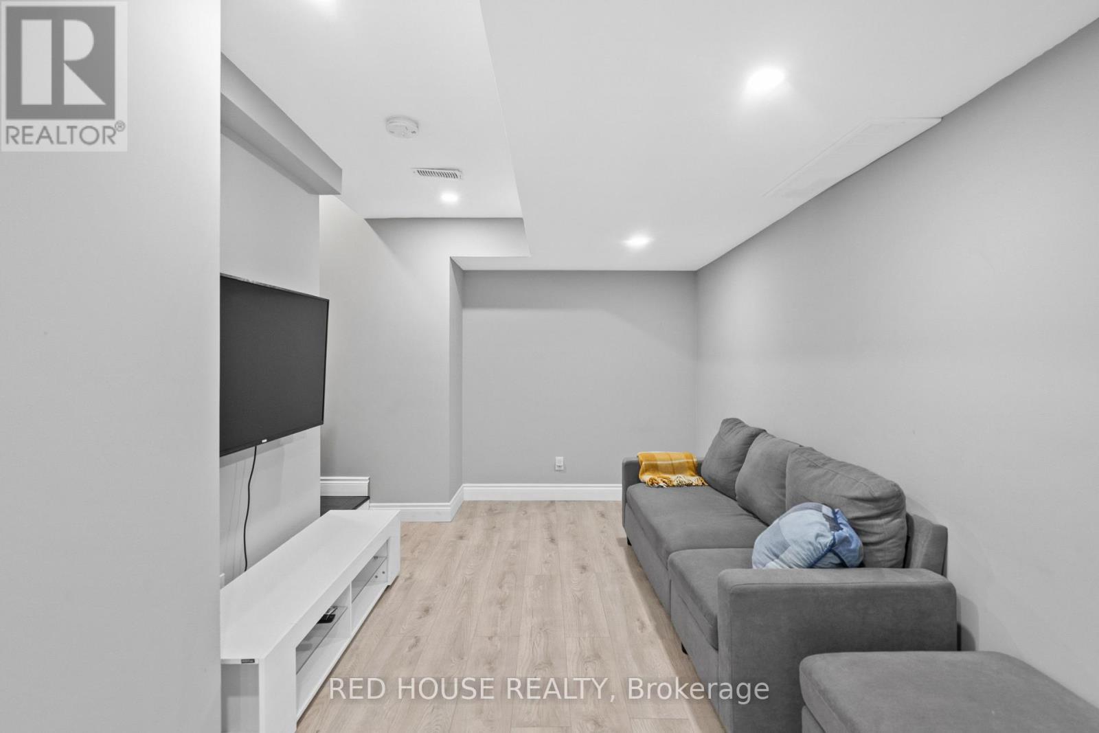 46 Dolobram Trail, Brampton, ON - Indoor Photo Showing Other Room