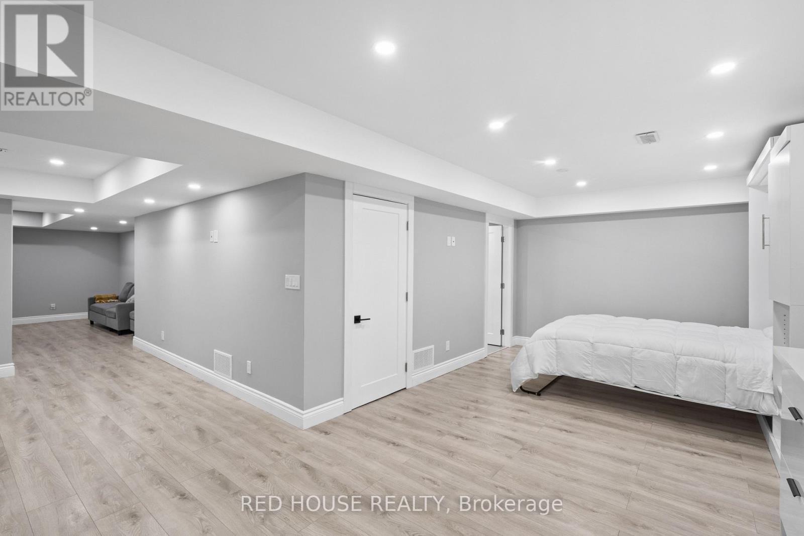 46 Dolobram Trail, Brampton, ON - Indoor