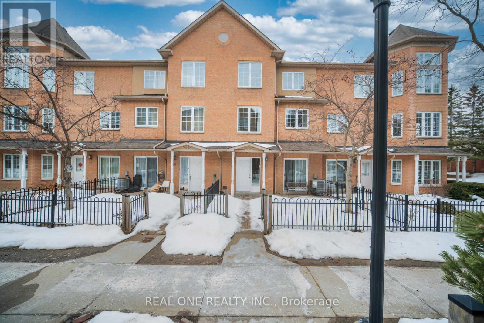 17 - 12 St Moritz Way, Markham, ON - Outdoor With Facade