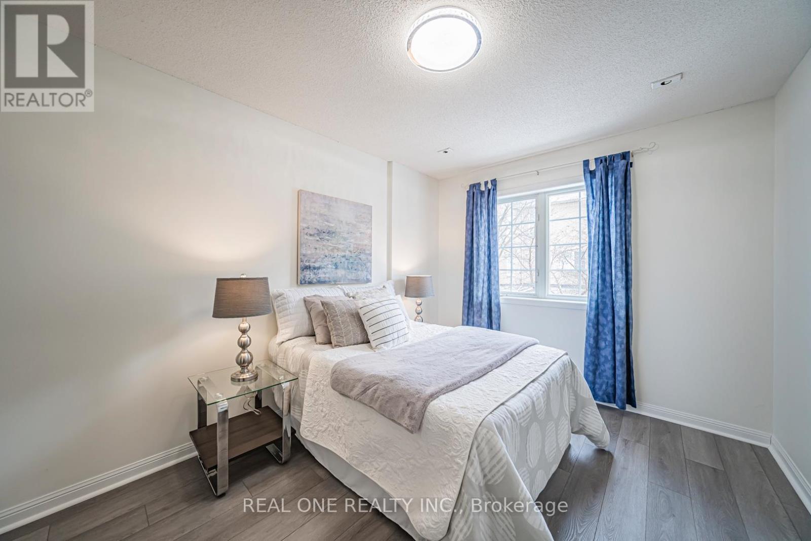 17 - 12 St Moritz Way, Markham, ON - Indoor Photo Showing Bedroom