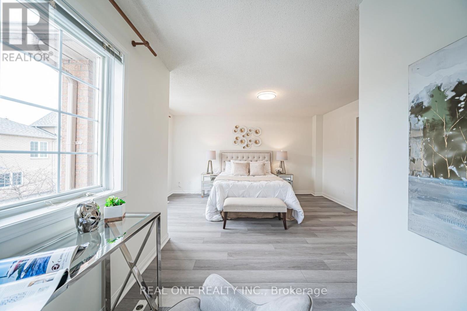 17 - 12 St Moritz Way, Markham, ON - Indoor Photo Showing Bedroom