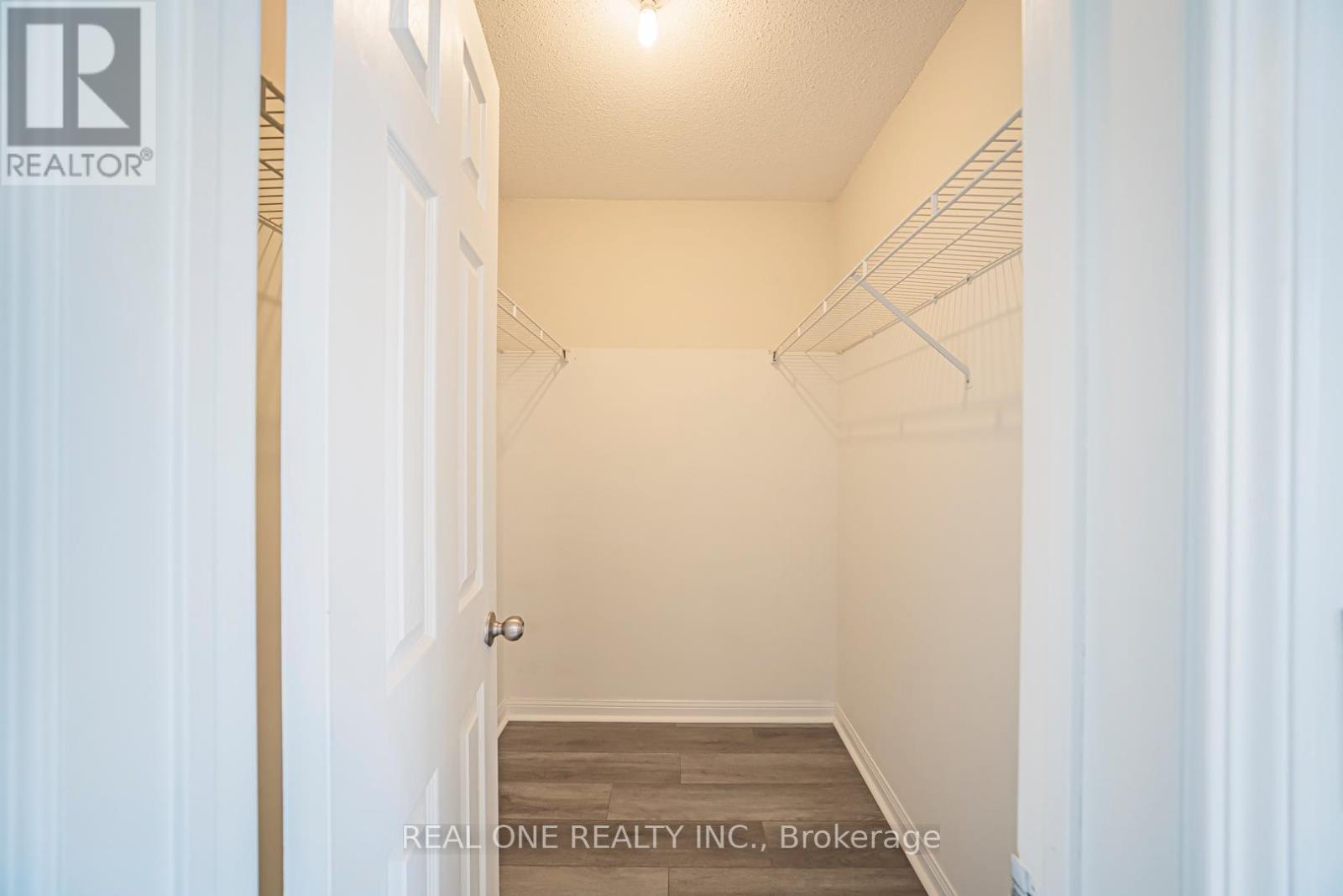 17 - 12 St Moritz Way, Markham, ON - Indoor Photo Showing Other Room
