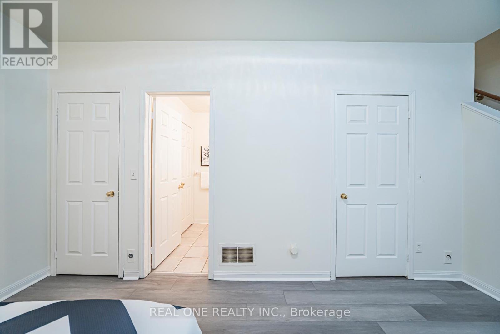 17 - 12 St Moritz Way, Markham, ON - Indoor Photo Showing Other Room