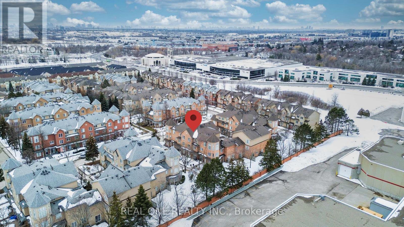 17 - 12 St Moritz Way, Markham, ON - Outdoor With View