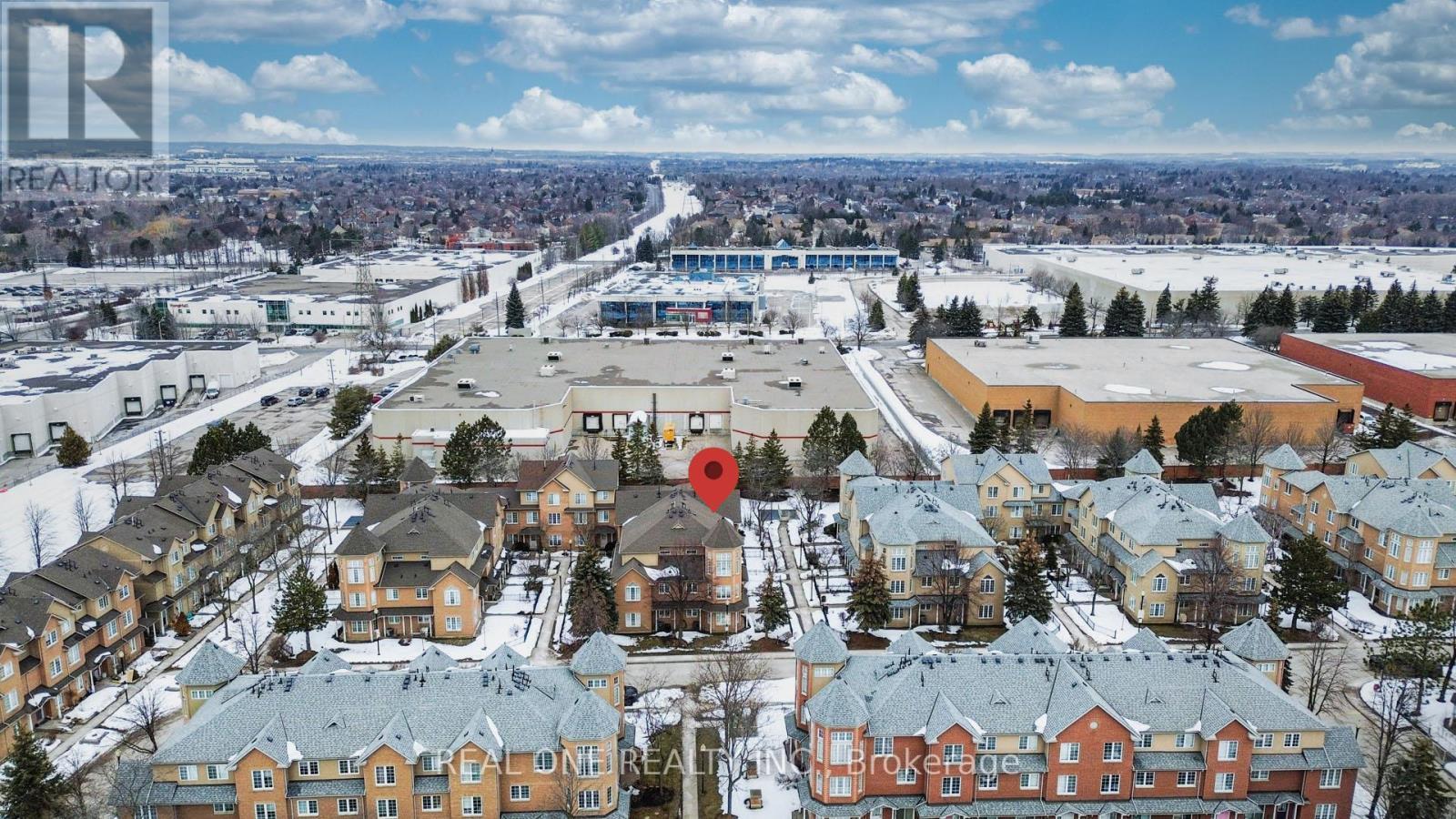 17 - 12 St Moritz Way, Markham, ON - Outdoor With View