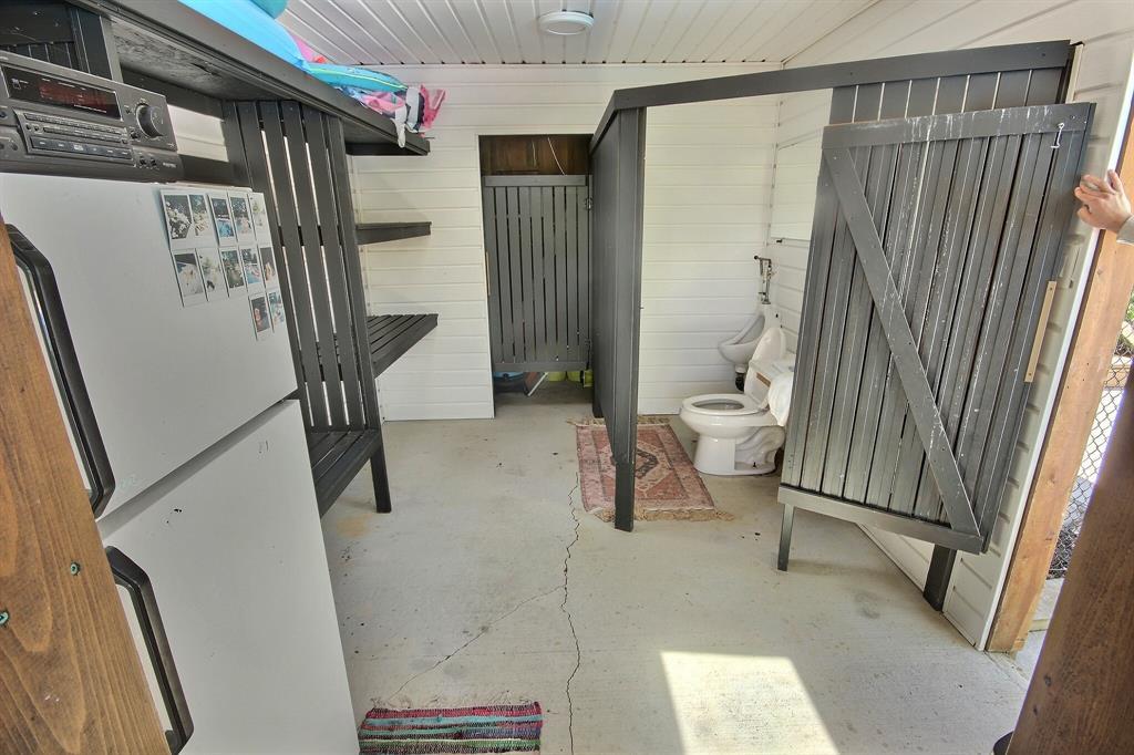 6736 Camlachie Road, Plympton-Wyoming, ON