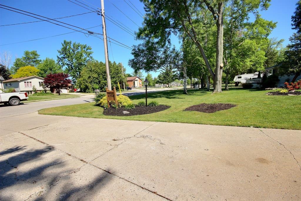 6736 Camlachie Road, Plympton-Wyoming, ON
