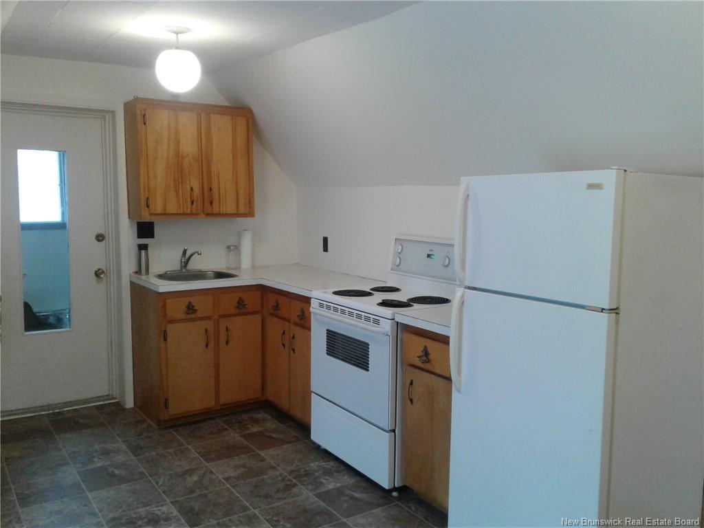 342-344 Main St, Bathurst, NB