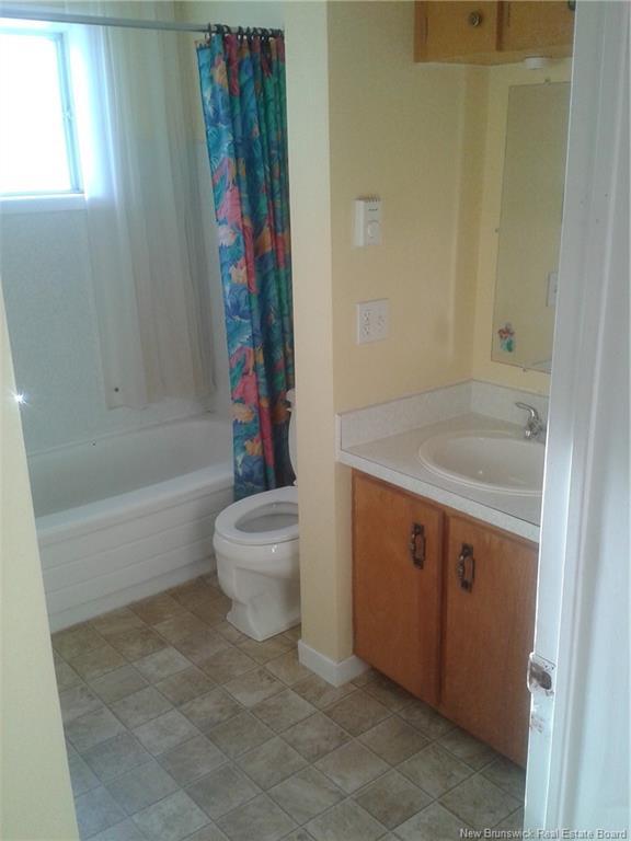 342-344 Main St, Bathurst, NB