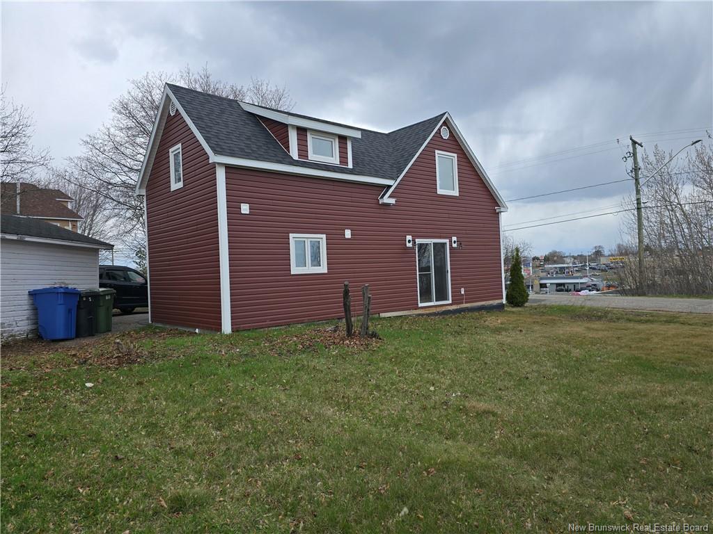 245 Pleasant, Bathurst, NB