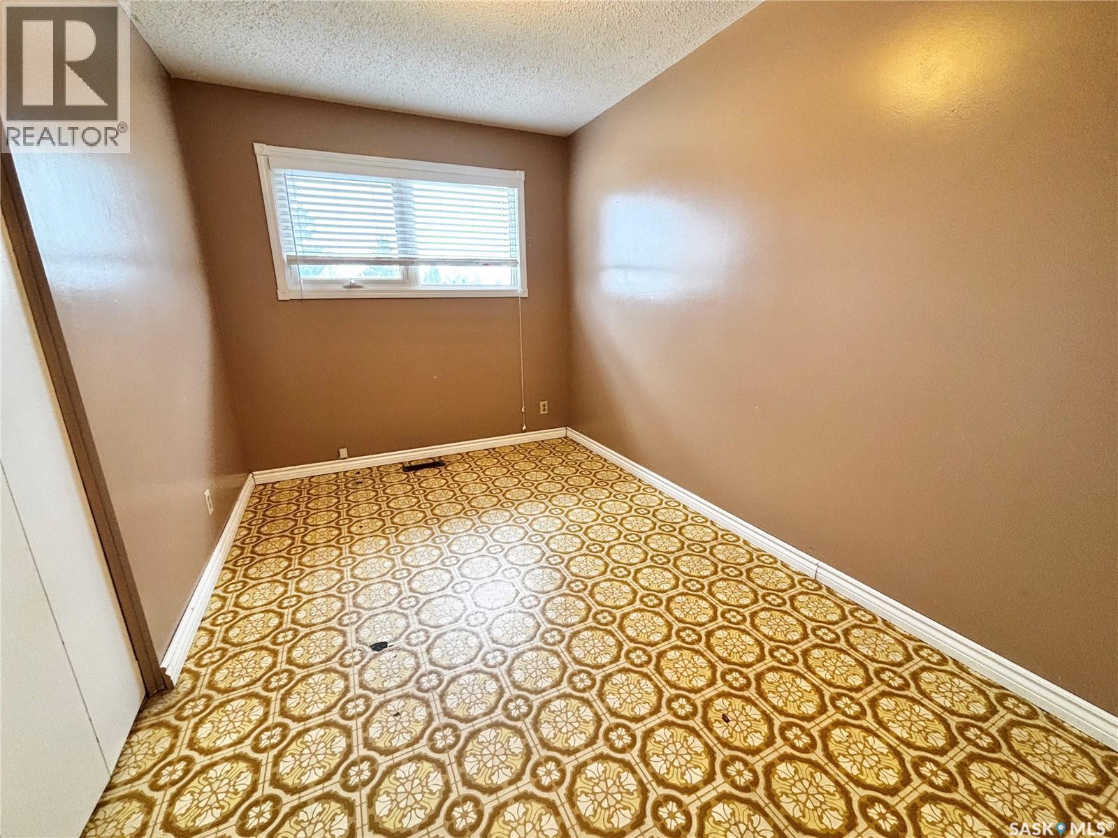 3805 Diefenbaker Drive, Saskatoon, SK - Indoor Photo Showing Other Room