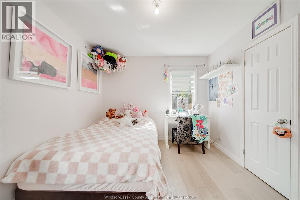 3094 Bruce, Windsor, ON - Indoor Photo Showing Bedroom