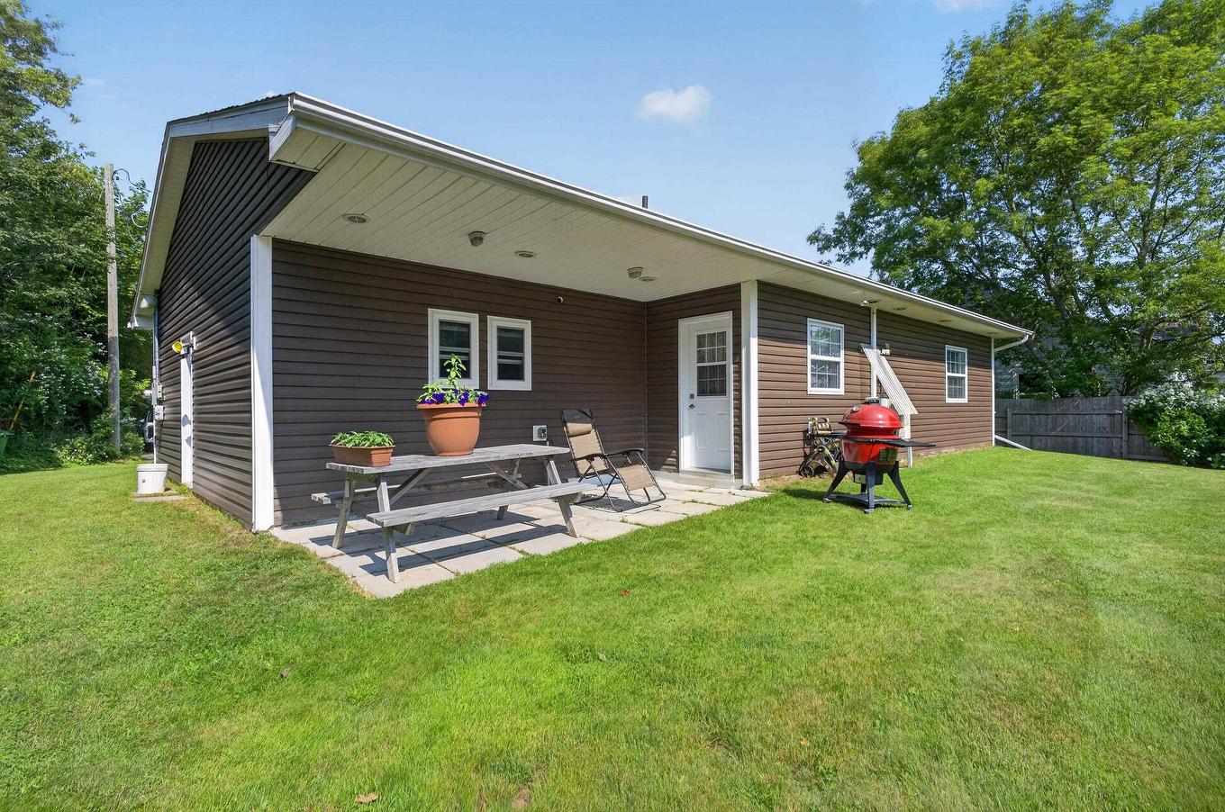 17 Moore Street, Truro, NS