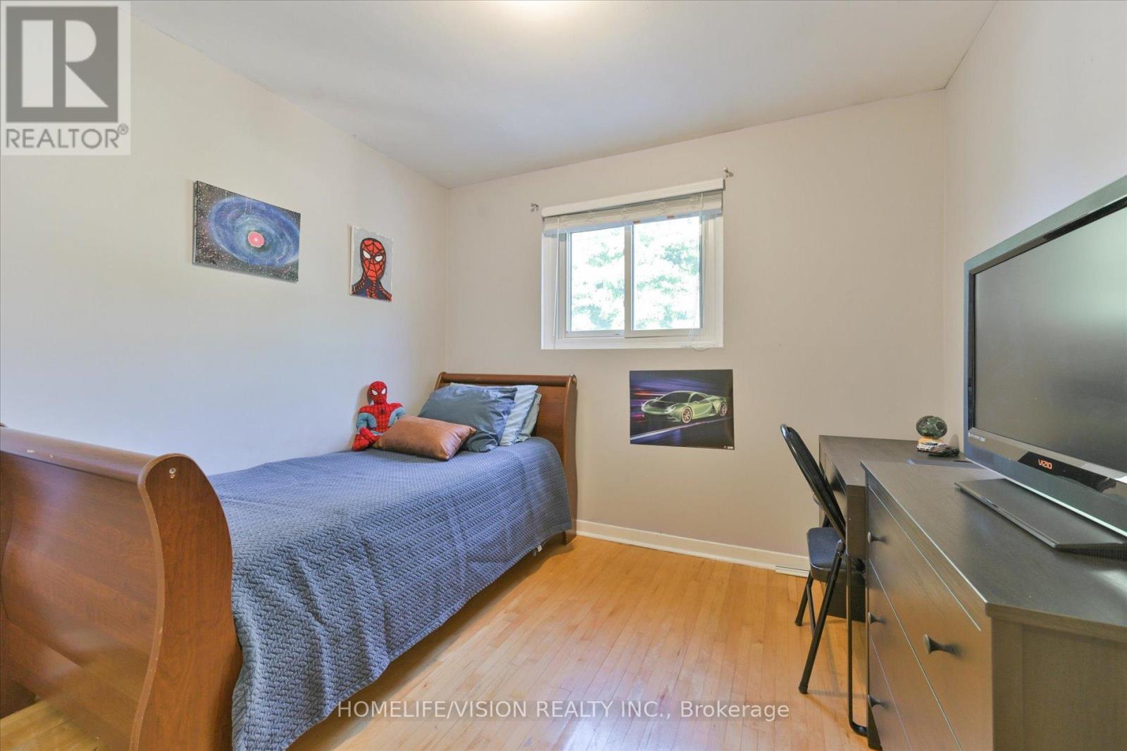 255 Cedar Avenue, Richmond Hill, ON - Indoor Photo Showing Bedroom