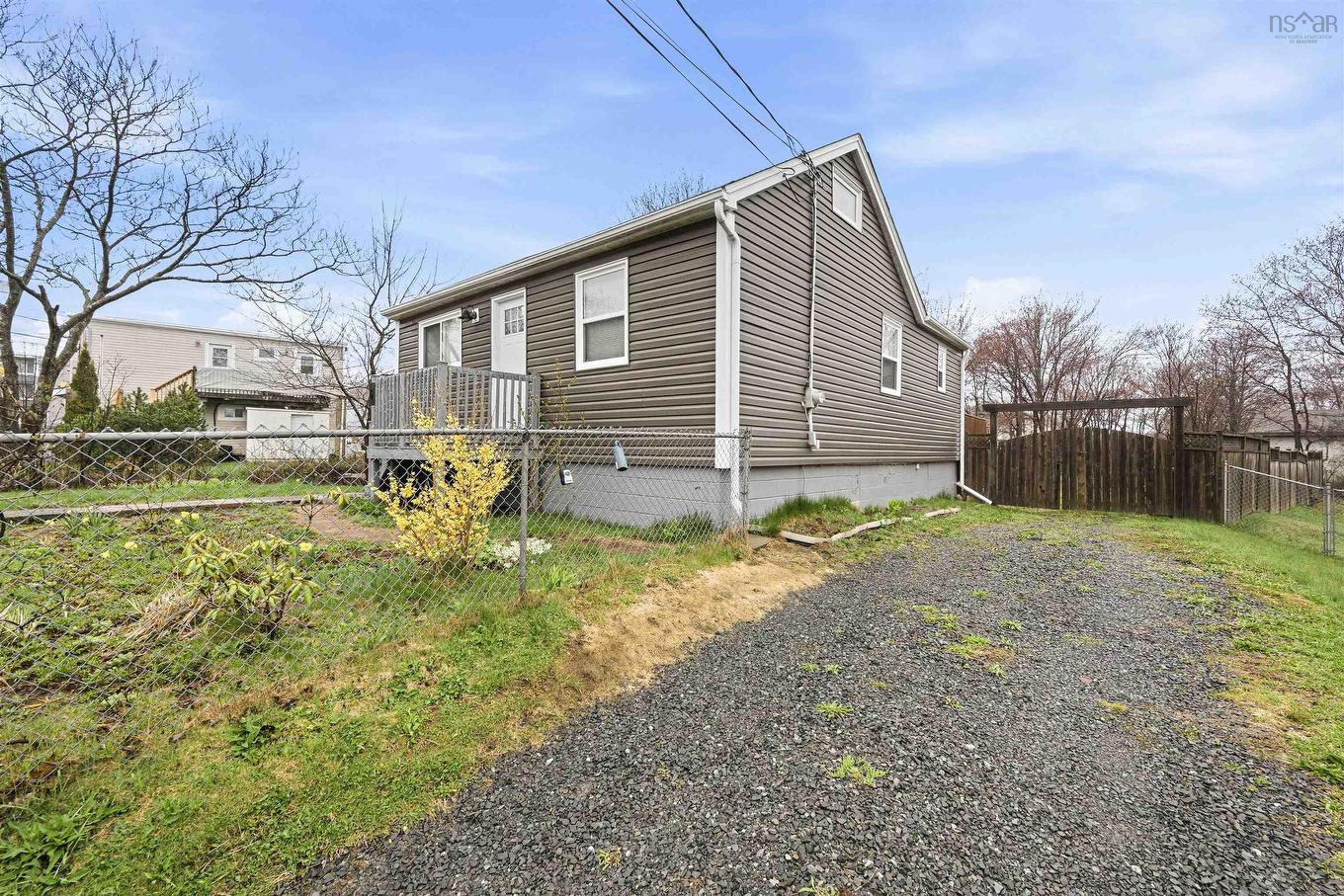 6 Sylvia Avenue, Halifax, NS