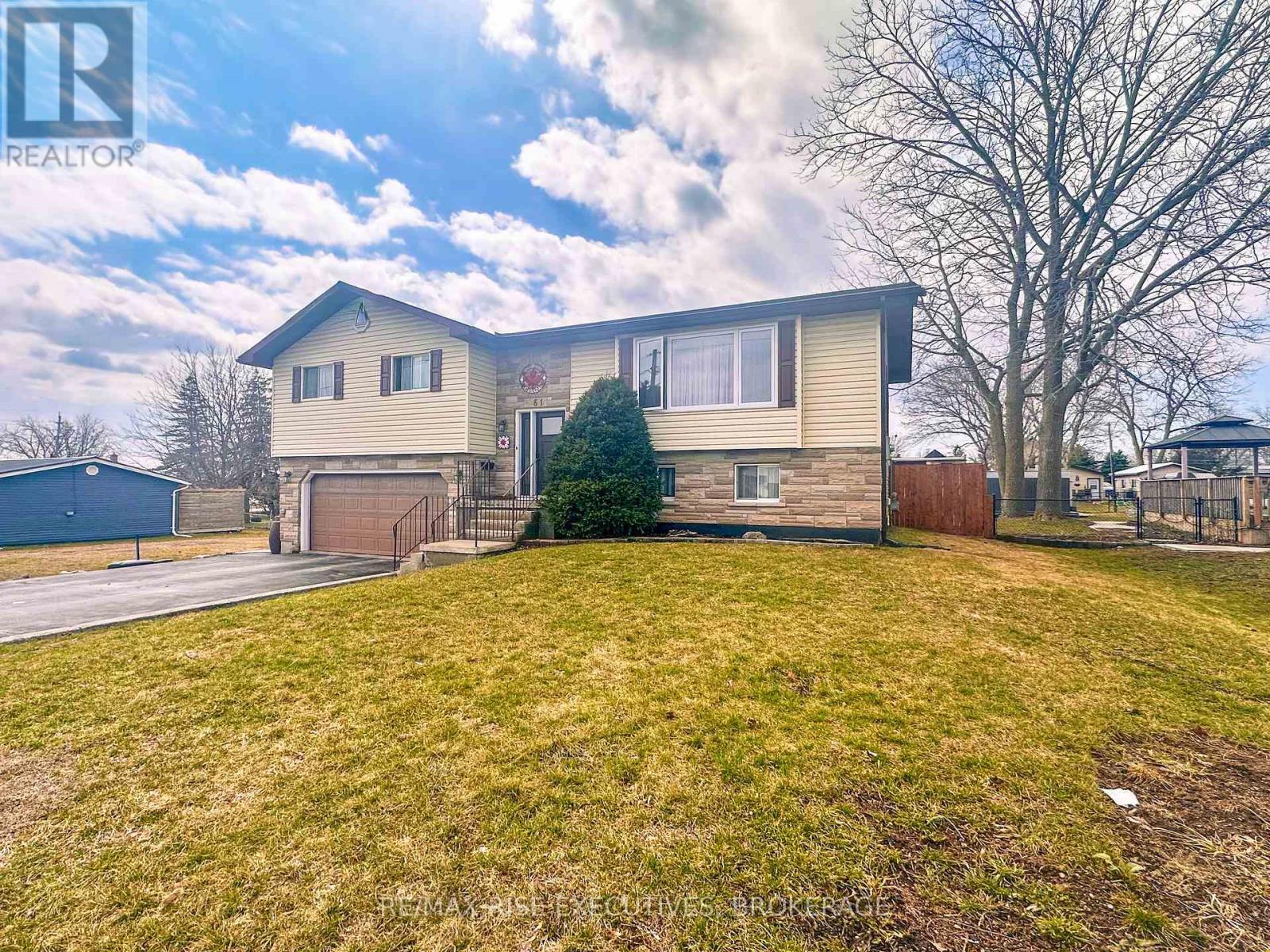 61 Brant Street, Deseronto (Deseronto (Town)), ON - Outdoor