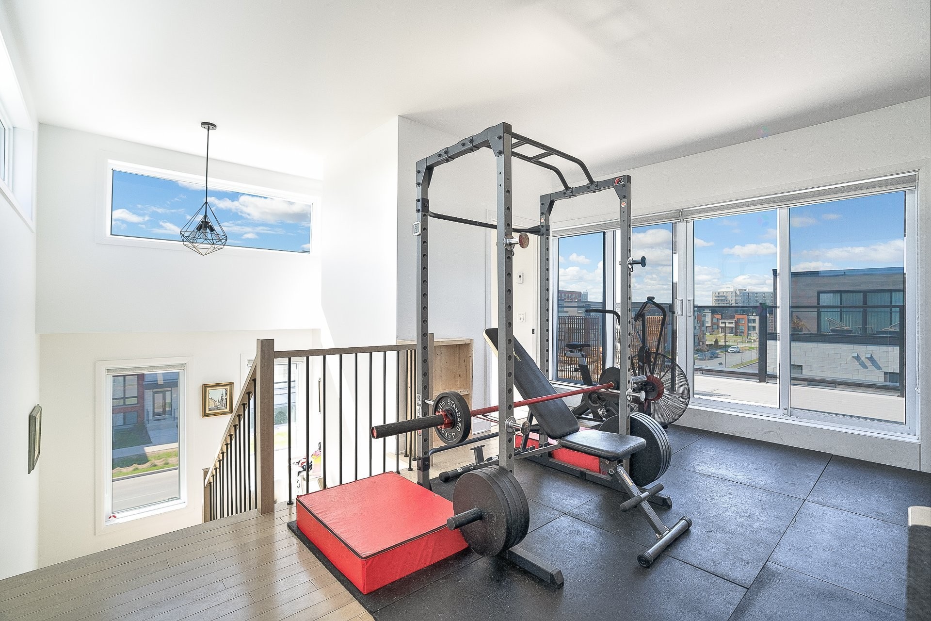 Mezzanine - 24Z Av. Des Chênes, Candiac, QC - Indoor Photo Showing Gym Room