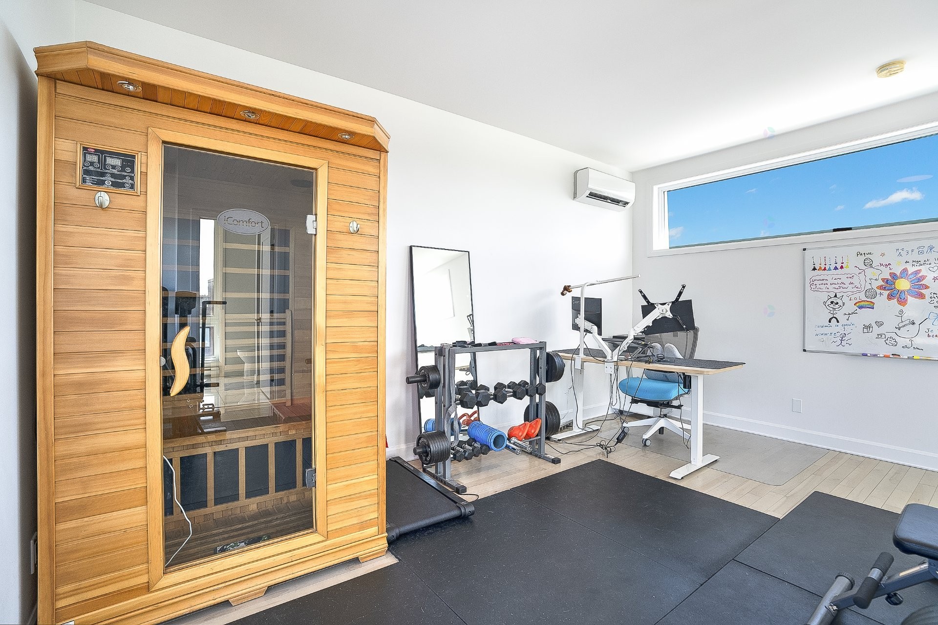 Mezzanine - 24Z Av. Des Chênes, Candiac, QC - Indoor Photo Showing Gym Room