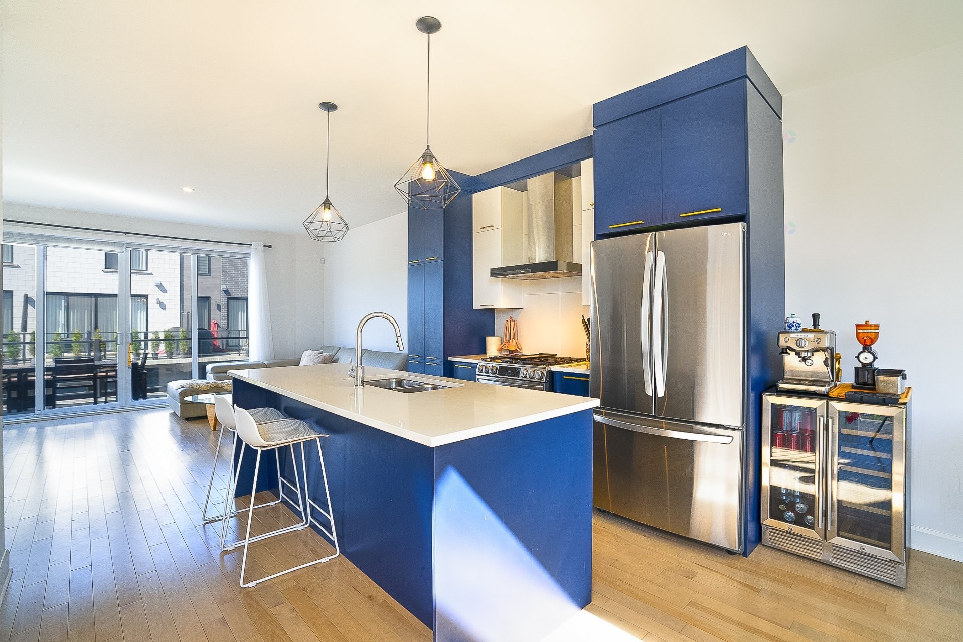 Cuisine - 24Z Av. Des Chênes, Candiac, QC - Indoor Photo Showing Kitchen With Upgraded Kitchen