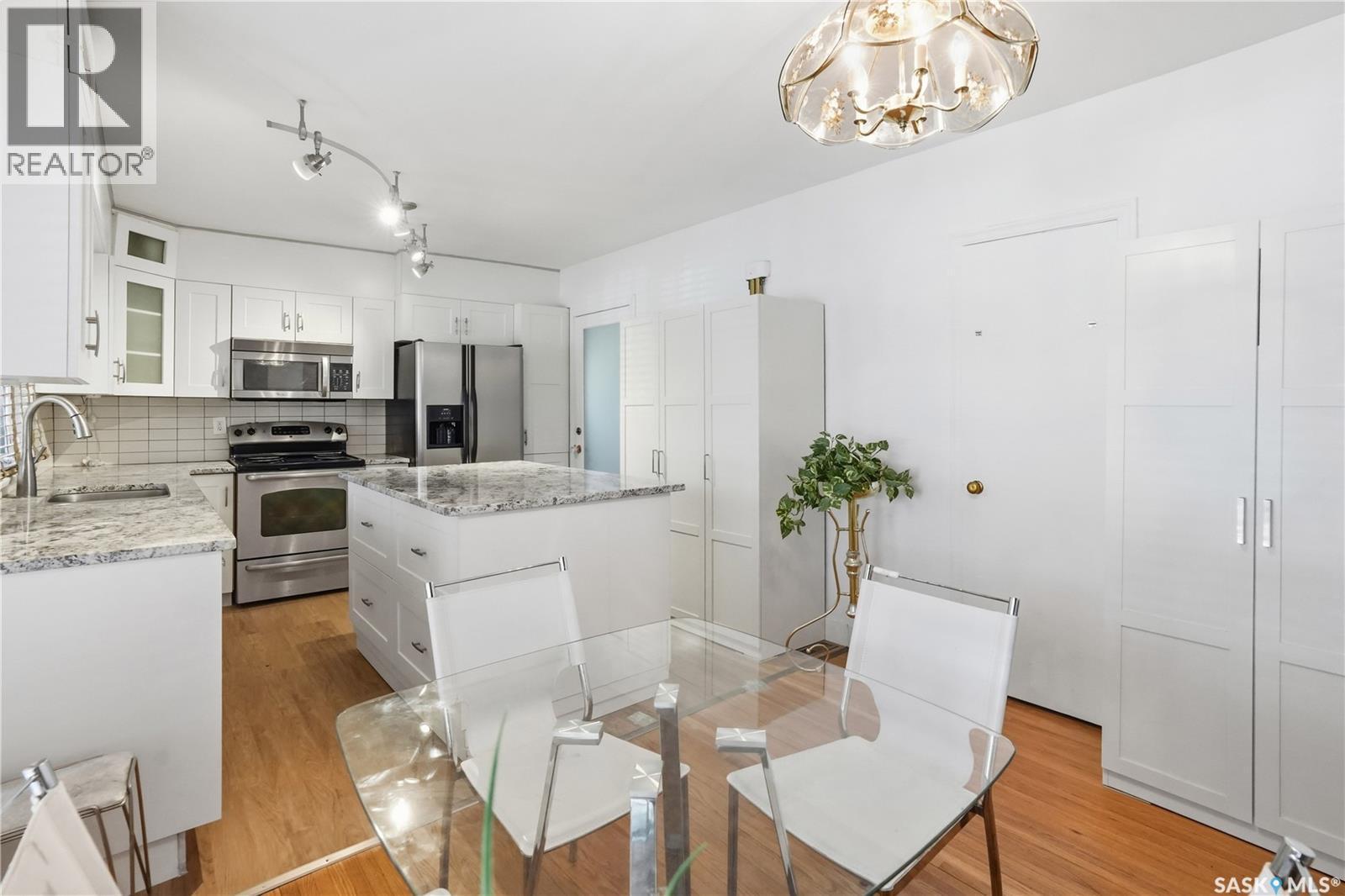 3708 Albert Street, Regina, SK - Indoor Photo Showing Other Room