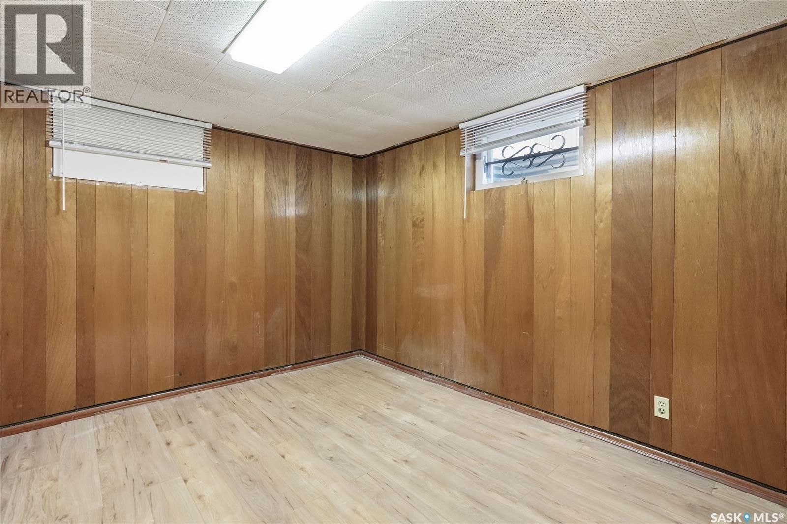 3708 Albert Street, Regina, SK - Indoor