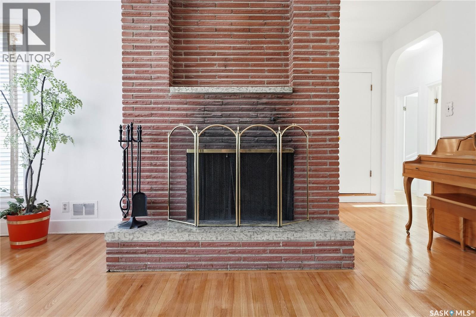 3708 Albert Street, Regina, SK - Indoor With Fireplace