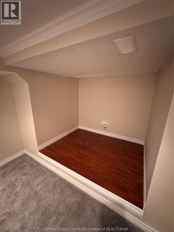 1527 Pierre, Windsor, ON - Indoor Photo Showing Other Room