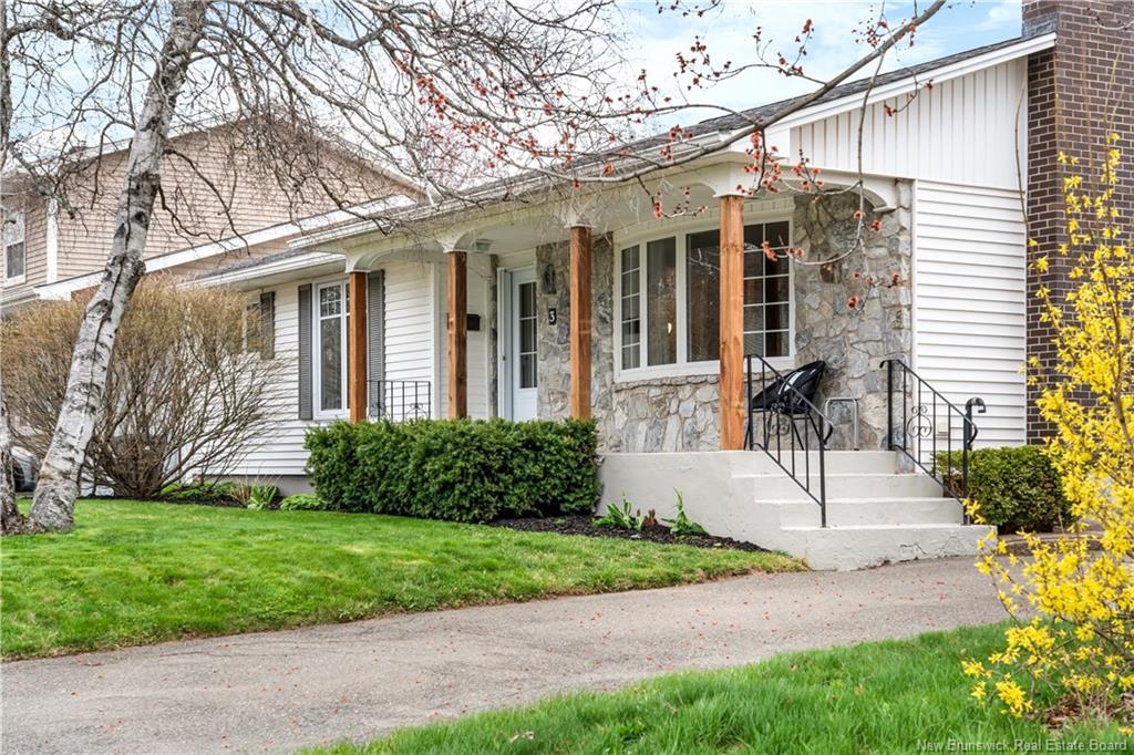 3 Laird Ave, Moncton, NB