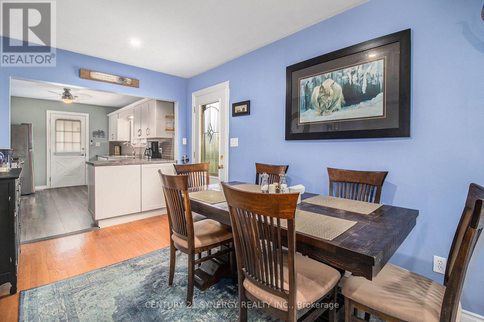 92 Jasper Avenue, Smiths Falls, ON - Indoor Photo Showing Dining Room