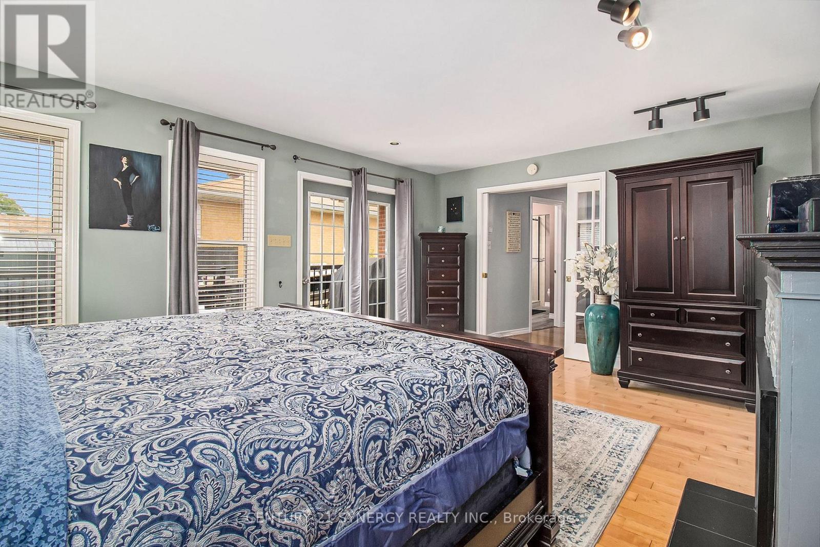 92 Jasper Avenue, Smiths Falls, ON - Indoor Photo Showing Bedroom