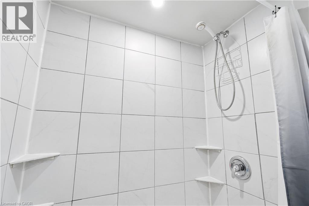 27 Spruce Boulevard, Acton, ON - Indoor