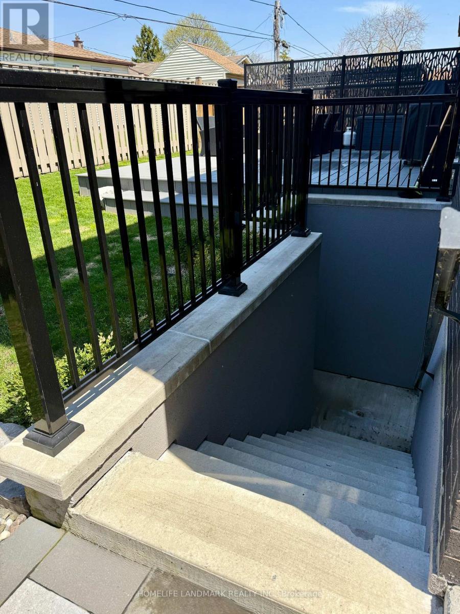1330 Gull Crossing, Pickering, ON - Outdoor