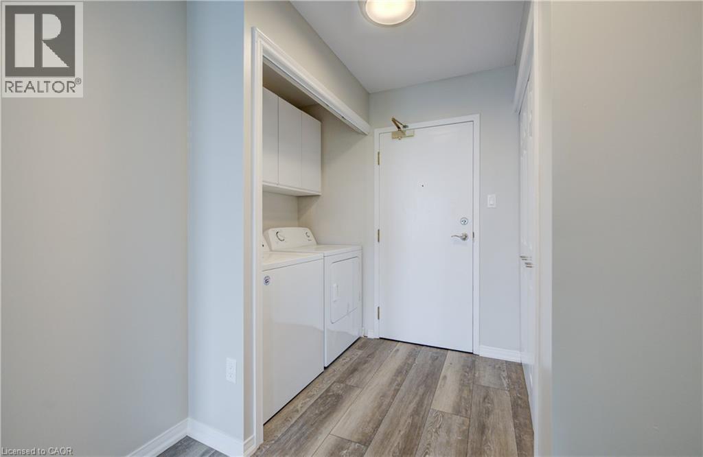 1414 E King Street E Unit# 802, Kitchener, ON - Indoor Photo Showing Laundry Room