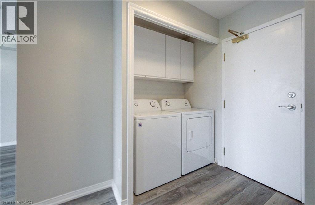 1414 E King Street E Unit# 802, Kitchener, ON - Indoor Photo Showing Laundry Room