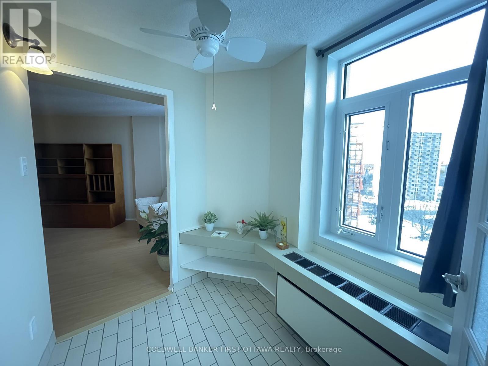 901 - 1025 Grenon Avenue, Ottawa, ON - Indoor