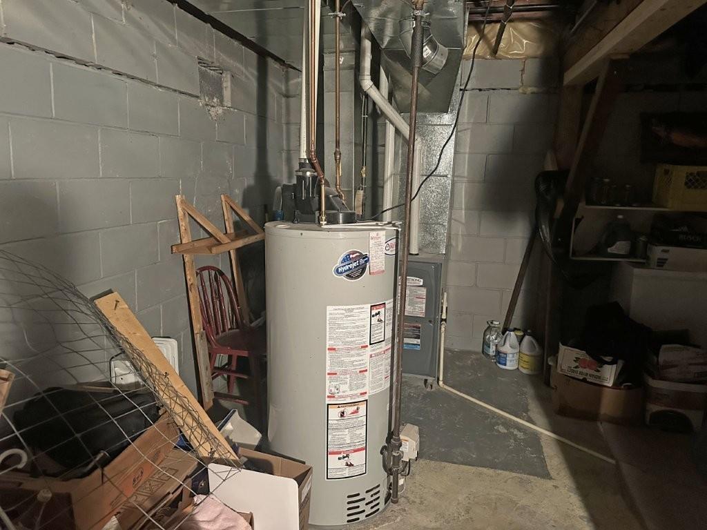 150 First Street, Nipigon, ON - Indoor Photo Showing Basement