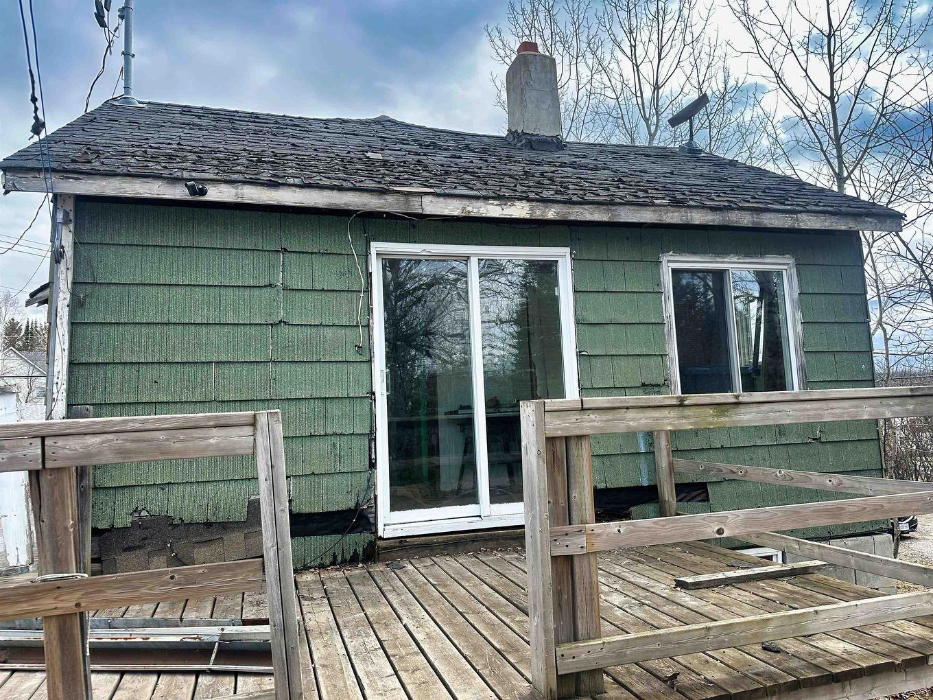 152 First Street, Nipigon, ON - Outdoor